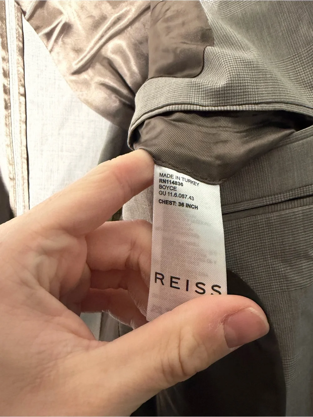 Reiss Boyce Slim Fit Suit Size 36R (30x32)